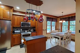 3096 Jennifer Ct, Wheatfield, IN 46392 - Photo 11