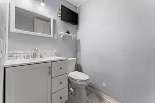 229 Rockwood St, La Porte, IN 46350 - Photo 15