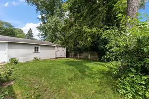 229 Rockwood St, La Porte, IN 46350 - Photo 23