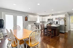 642 Park St, Remington, IN 47977 - Photo 9