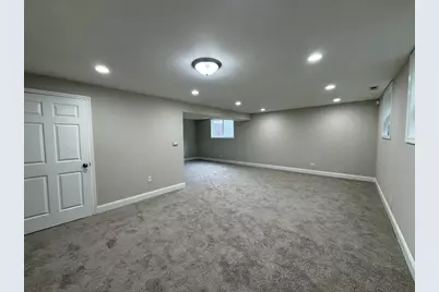 946 W 67th Place, Merrillville, IN 46410 - Photo 19