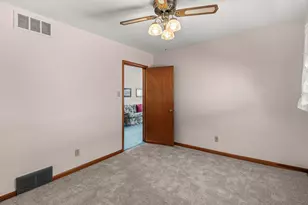 4327 Grover Ave, Hammond, IN 46327 - Photo 17