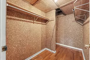 909 W 126th Ave, Crown Point, IN 46307 - Photo 23