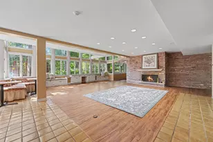 909 W 126th Ave, Crown Point, IN 46307 - Photo 5