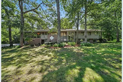 909 W 126th Avenue, Crown Point, IN 46307 - Photo 3