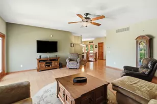 23310 Whitcomb St, Lowell, IN 46356 - Photo 7