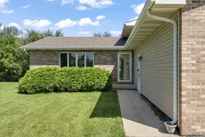 1308 W 82nd Place, Merrillville, IN 46410 - Photo 3