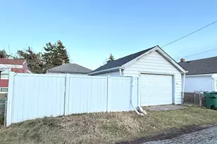 2606 Birch Ave, Whiting, IN 46394 - Photo 17