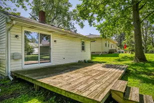 521 Sheridan St, Crown Point, IN 46307 - Photo 3