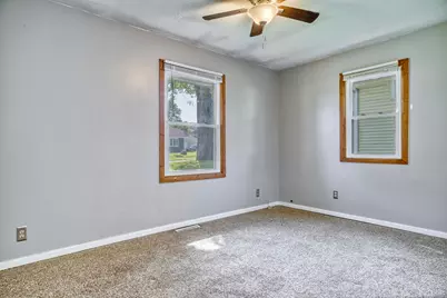 521 Sheridan Street, Crown Point, IN 46307 - Photo 15