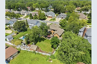 253 Fairfield Drive, Crown Point, IN 46307 - Photo 7