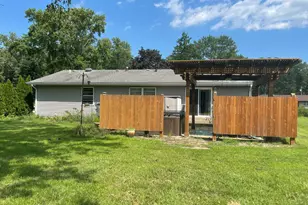1018 Elm St SW, Demotte, IN 46310 - Photo 15