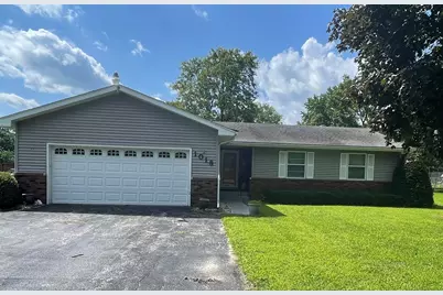 1018 Elm Street SW, Demotte, IN 46310 - Photo 1