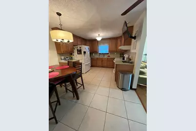 1018 Elm Street SW, Demotte, IN 46310 - Photo 5