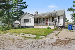 626 Gladys St, Michigan City, IN 46360 - Photo 5