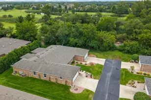 1077 Freedom Cir S, Crown Point, IN 46307 - Photo 9
