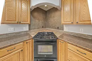 802 Vanessa Way, Kouts, IN 46347 - Photo 13