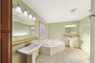 802 Vanessa Way, Kouts, IN 46347 - Photo 37