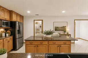 802 Vanessa Way, Kouts, IN 46347 - Photo 3