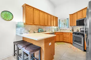 353 Taylor Ln, Valparaiso, IN 46383 - Photo 5