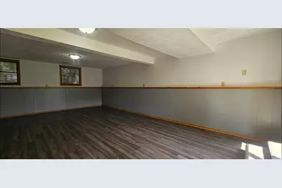 1529 Eisenhower Drive, La Porte, IN 46350 - Photo 25