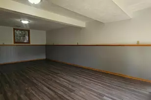 1529 Eisenhower Dr, La Porte, IN 46350 - Photo 25