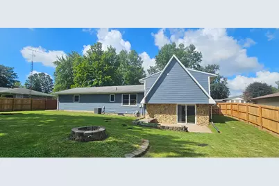 1529 Eisenhower Drive, La Porte, IN 46350 - Photo 5
