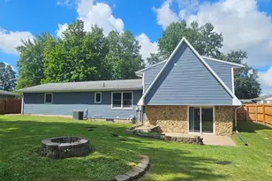 1529 Eisenhower Dr, La Porte, IN 46350 - Photo 5