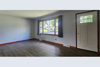 1529 Eisenhower Drive, La Porte, IN 46350 - Photo 13