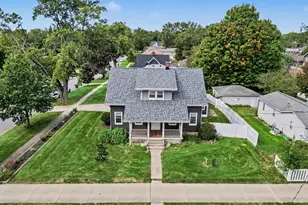 901 Campbell St, Valparaiso, IN 46385 - Photo 1