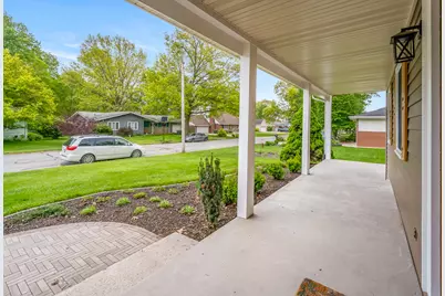 203 Mayfield Avenue, Valparaiso, IN 46383 - Photo 5