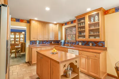 203 Mayfield Avenue, Valparaiso, IN 46383 - Photo 13