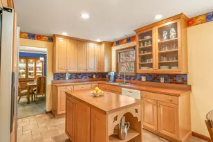 203 Mayfield Ave, Valparaiso, IN 46383 - Photo 13