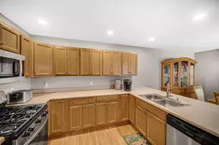 1712 E 106th Ave, Crown Point, IN 46307 - Photo 5