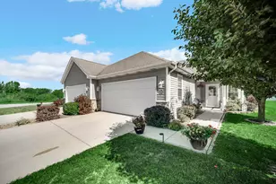 1712 E 106th Ave, Crown Point, IN 46307 - Photo 1