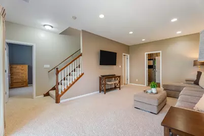 9855 Oakwood Court, Saint John, IN 46373 - Photo 19