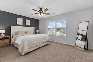 518 Carrington Ln, Valparaiso, IN 46385 - Photo 13