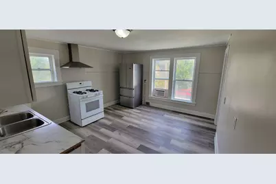 424 E 10th Street, Michigan City, IN 46360 - Photo 13