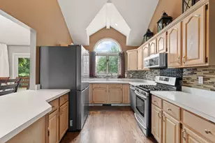 1738 Wedgewood Ct, Schererville, IN 46307 - Photo 7