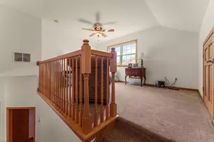 9021 Norris Dr, Hobart, IN 46342 - Photo 17