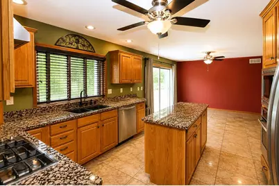 1004 W 18th Street, La Porte, IN 46350 - Photo 11