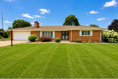 1004 W 18th Street, La Porte, IN 46350 - Photo 1