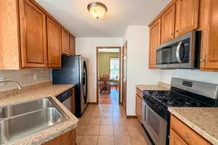 606 Slate Dr, Westville, IN 46391 - Photo 7