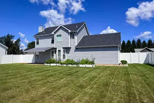 606 Slate Dr, Westville, IN 46391 - Photo 31