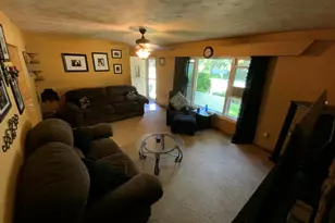 109 Crestwood Dr, Michigan City, IN 46360 - Photo 5