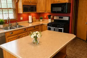 605 W Montgomery St, Francesville, IN 47946 - Photo 29