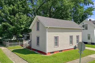 1315 Scott St, La Porte, IN 46350 - Photo 25