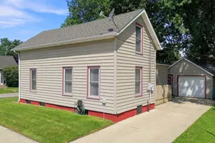 1315 Scott St, La Porte, IN 46350 - Photo 3
