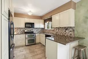 12042 W 103rd Ct, Saint John, IN 46373 - Photo 9
