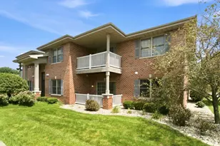 629 Cambridge Ct, Munster, IN 46321 - Photo 1